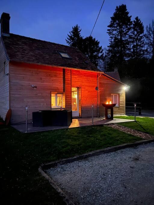 Cottage Cocooning Romantique Avec Jaccuzzi Prive Ancinnes 外观 照片