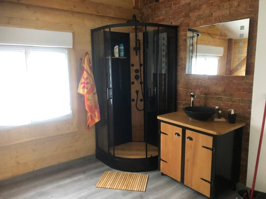 Cottage Cocooning Romantique Avec Jaccuzzi Prive Ancinnes 外观 照片